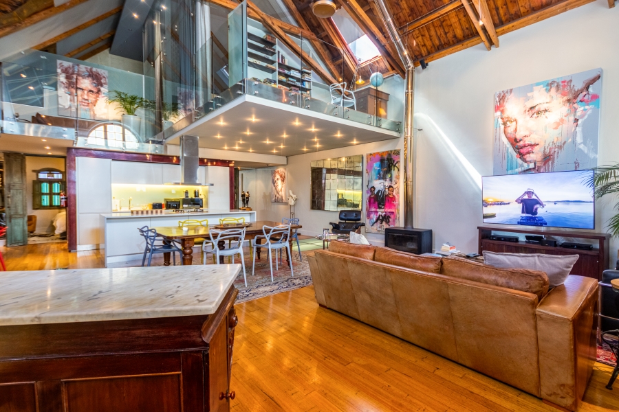 To Let 3 Bedroom Property for Rent in Green Point Western Cape